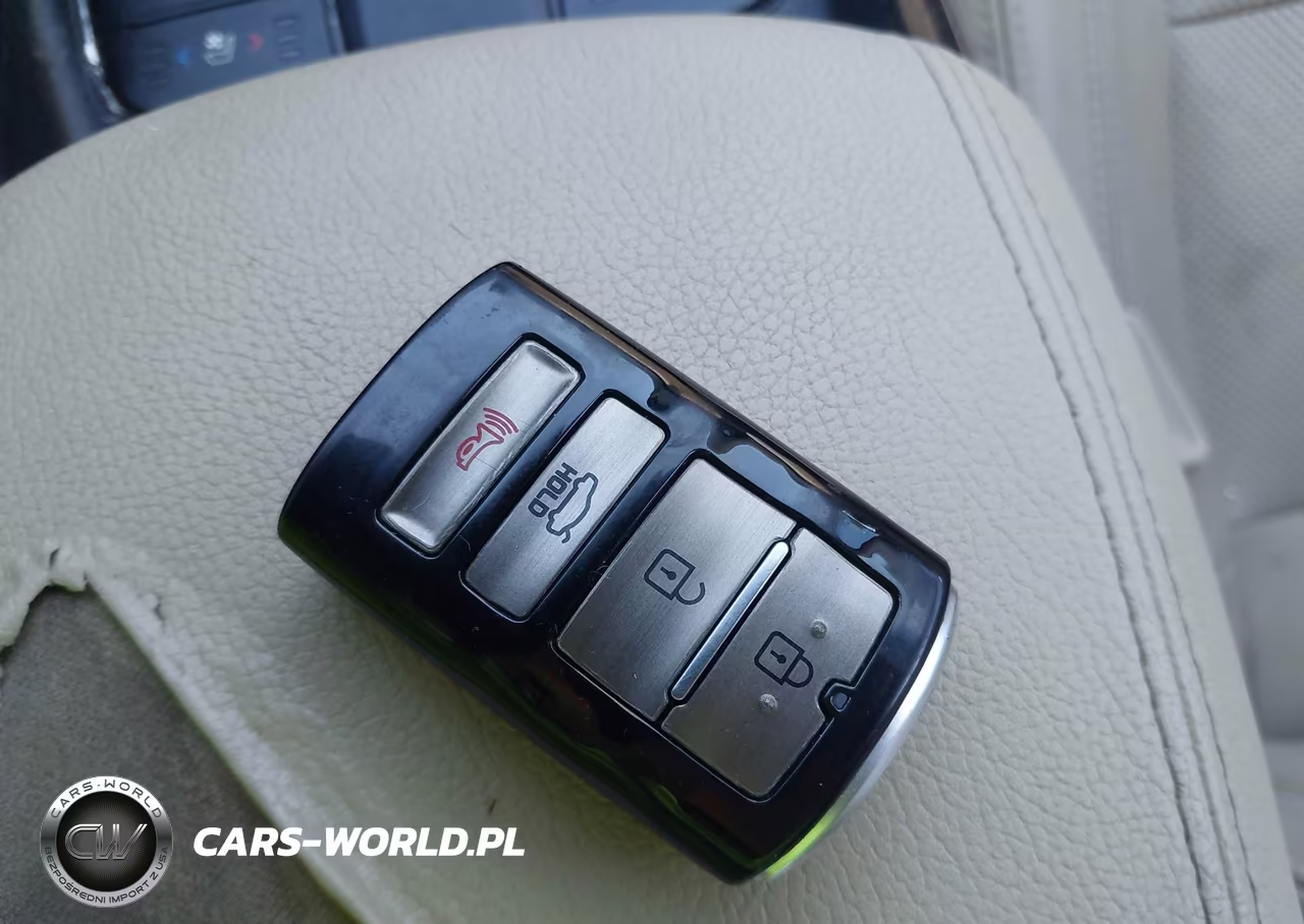 2015 Kia Cadenza Premium VIN:KNALN4D76F5193714 - 11