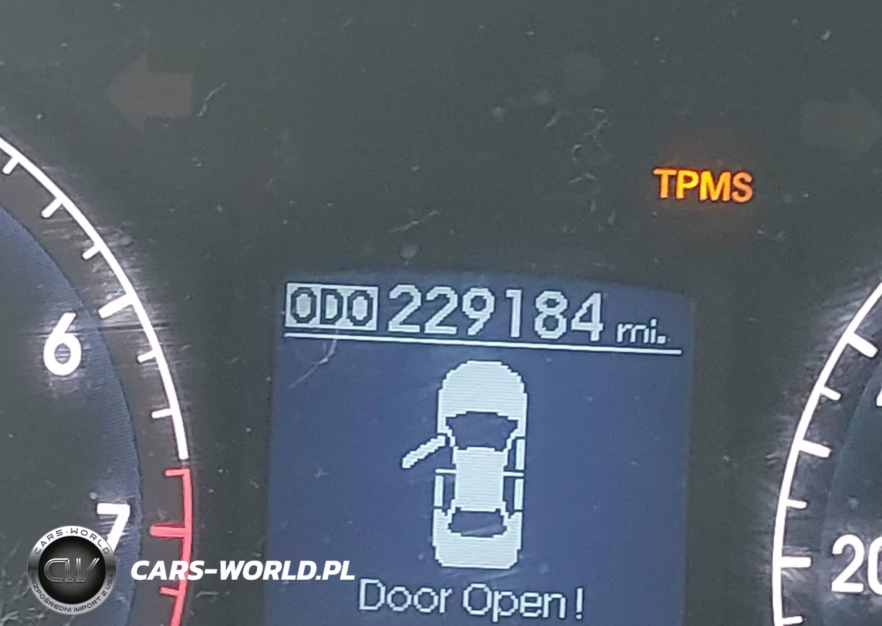 2009 Hyundai Genesis 3.8 VIN:KMHGC46E39U022544 - 15