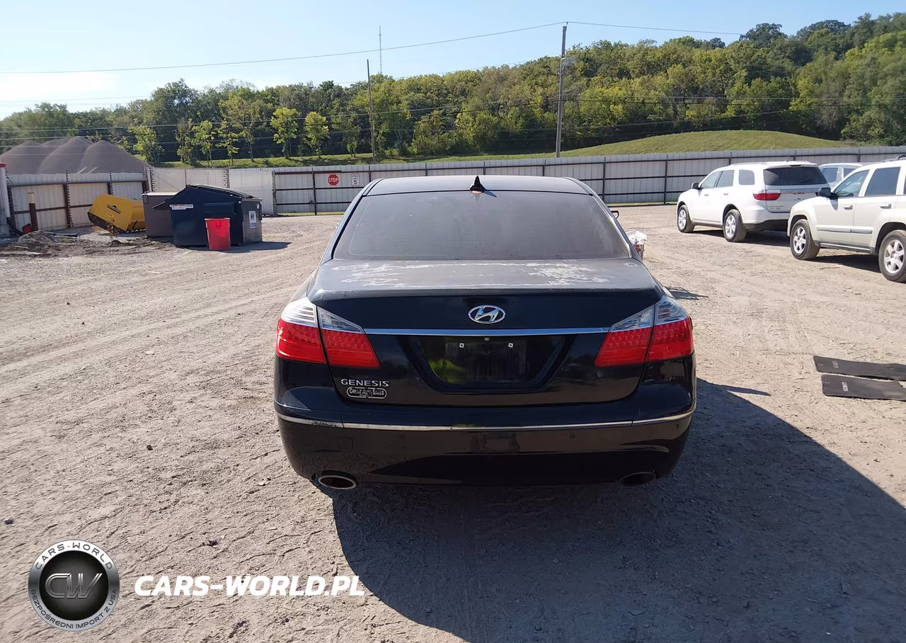 2009 Hyundai Genesis 3.8 VIN:KMHGC46E39U022544 - 16