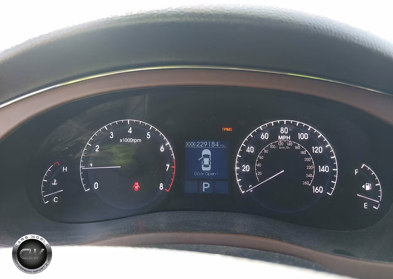 2009 Hyundai Genesis 3.8 VIN:KMHGC46E39U022544 - 7