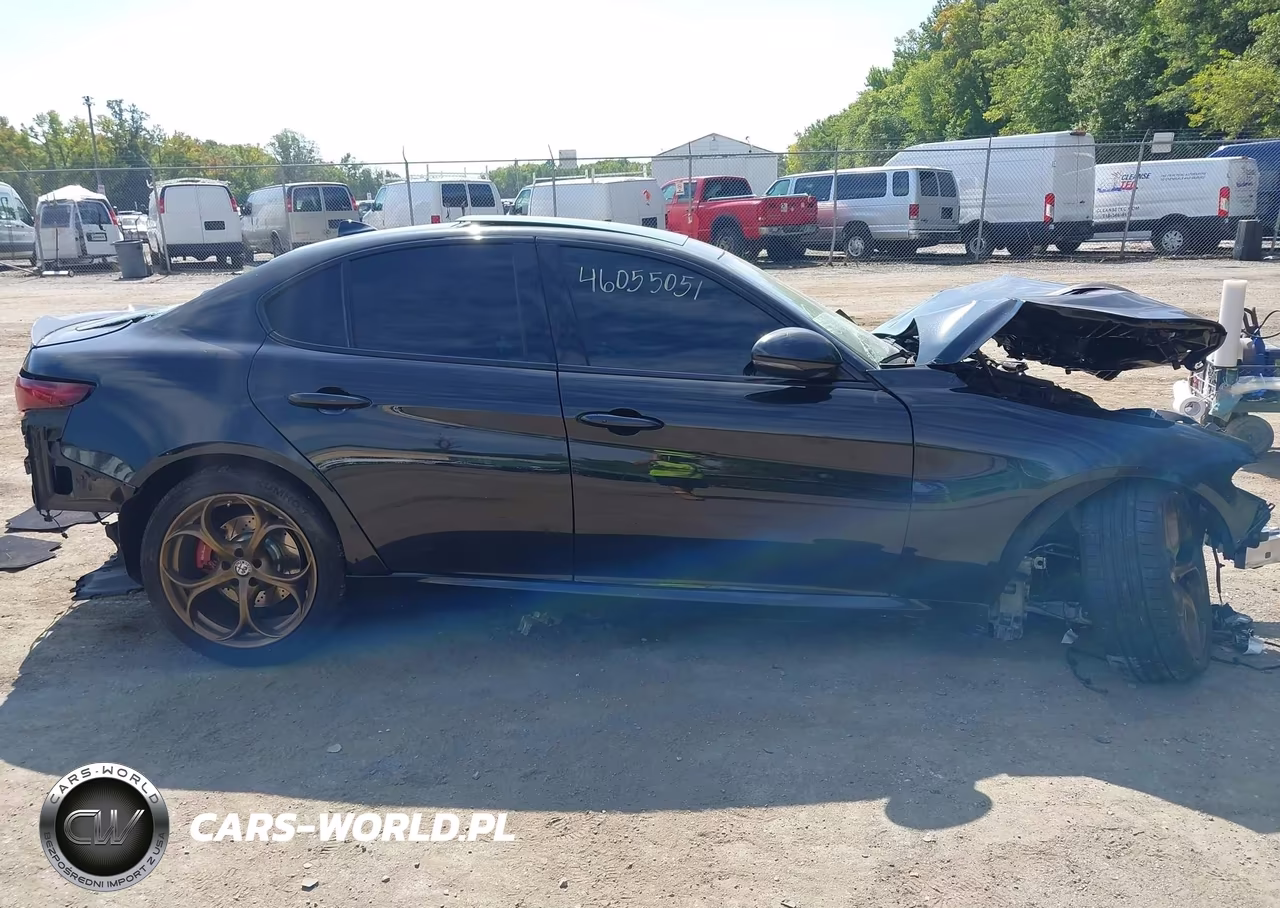 2017 Alfa Romeo Giulia Ti Rwd VIN:ZARFAECN0H7561898 - 13