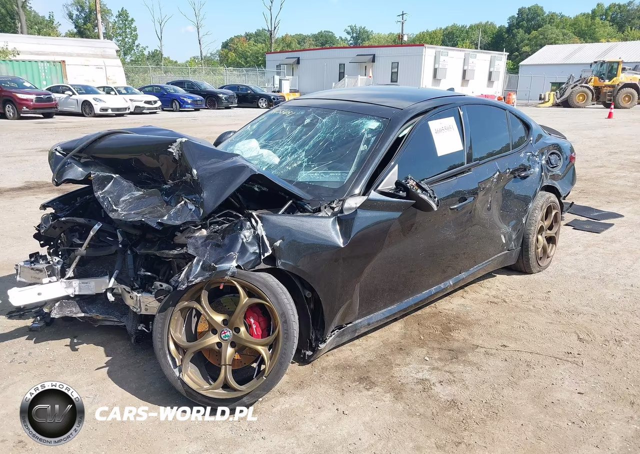 2017 Alfa Romeo Giulia Ti Rwd VIN:ZARFAECN0H7561898 - 2