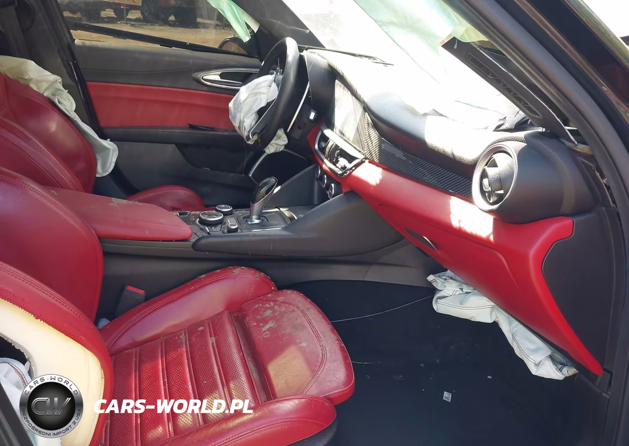 2017 Alfa Romeo Giulia Ti Rwd VIN:ZARFAECN0H7561898 - 5