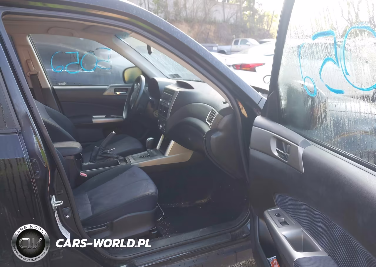 2010 Subaru Forester 2.5X Premium VIN:JF2SH6CC7AH800874 - 5