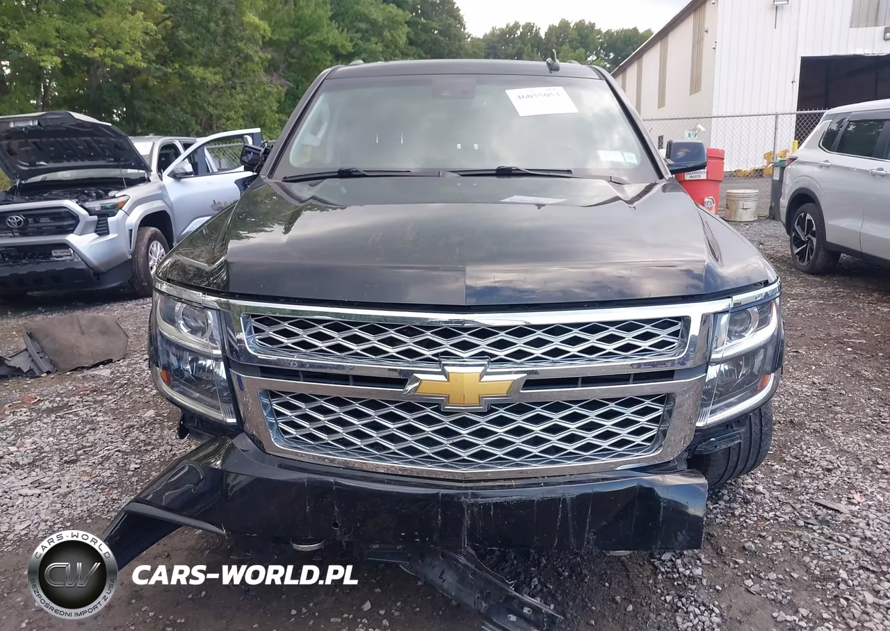 2019 Chevrolet Tahoe Lt VIN:1GNSKBKC0KR251547 - 12