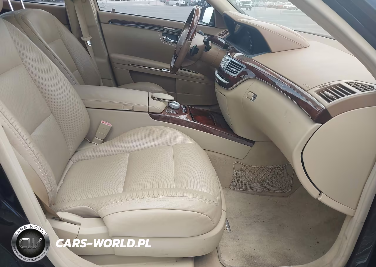 2010 Mercedes-Benz S 550 4Matic VIN:WDDNG8GB8AA315105 - 5