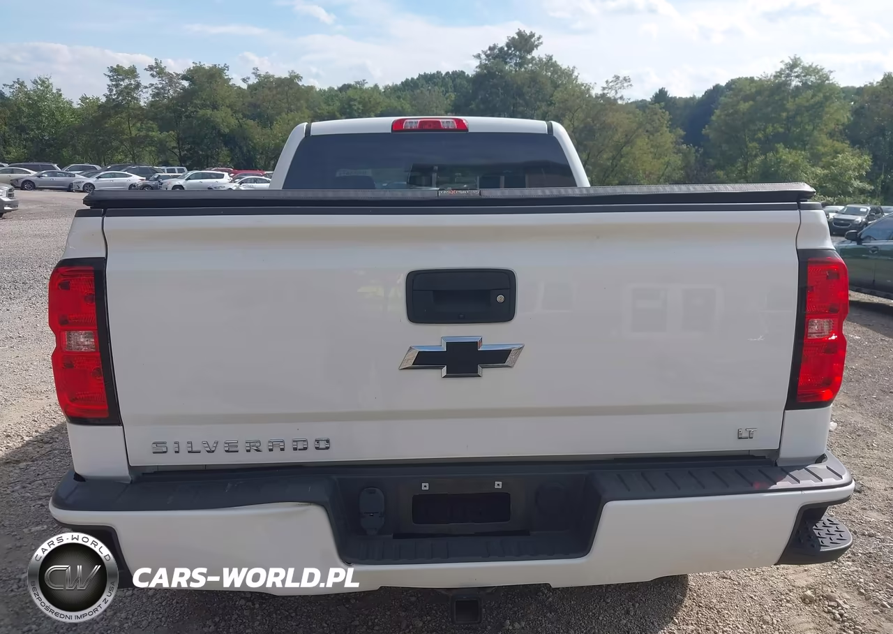 2018 Chevrolet Silverado 1500 2Lt VIN:1GCVKREC2JZ343235 - 16