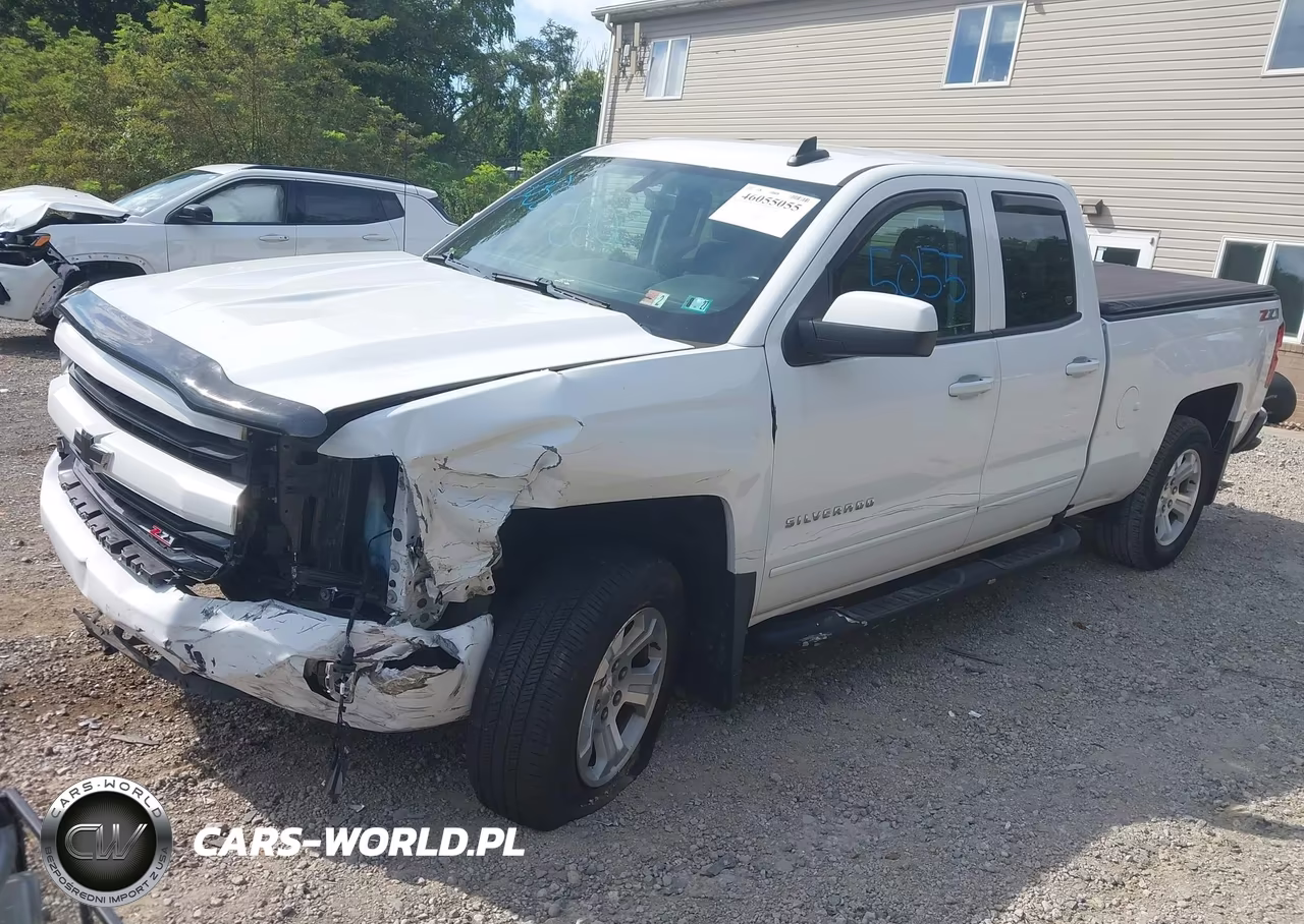 2018 Chevrolet Silverado 1500 2Lt VIN:1GCVKREC2JZ343235 - 2