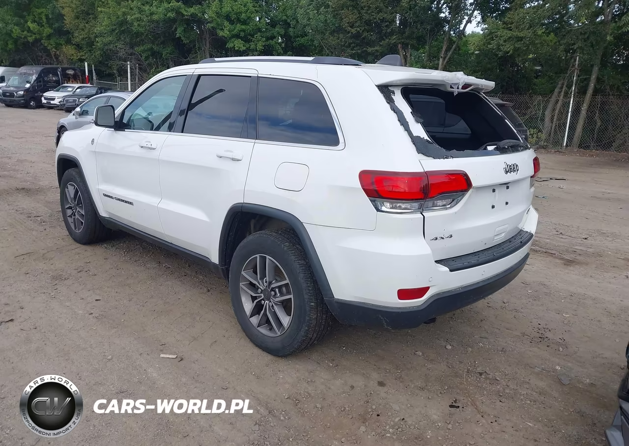 2020 Jeep Grand Cherokee North Edition 4X4 VIN:1C4RJFAG1LC254435 - 3