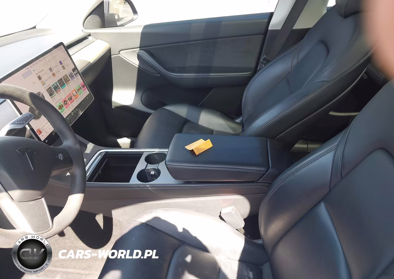 2022 Tesla Model Y Performance Dual Motor All-Wheel Drive VIN:7SAYGDEF4NF308450 - 10
