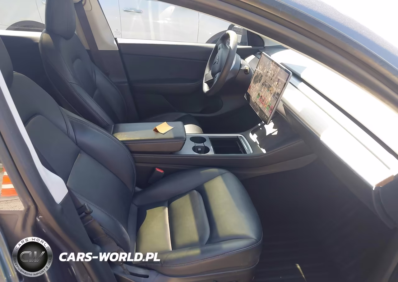 2022 Tesla Model Y Performance Dual Motor All-Wheel Drive VIN:7SAYGDEF4NF308450 - 5