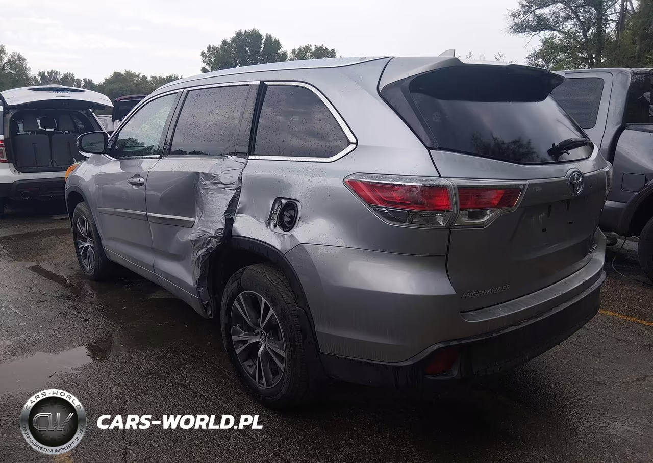 2016 Toyota Highlander Xle V6 VIN:5TDJKRFH0GS322256 - 3