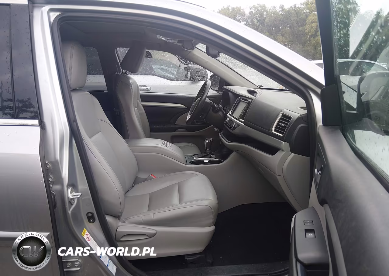 2016 Toyota Highlander Xle V6 VIN:5TDJKRFH0GS322256 - 5