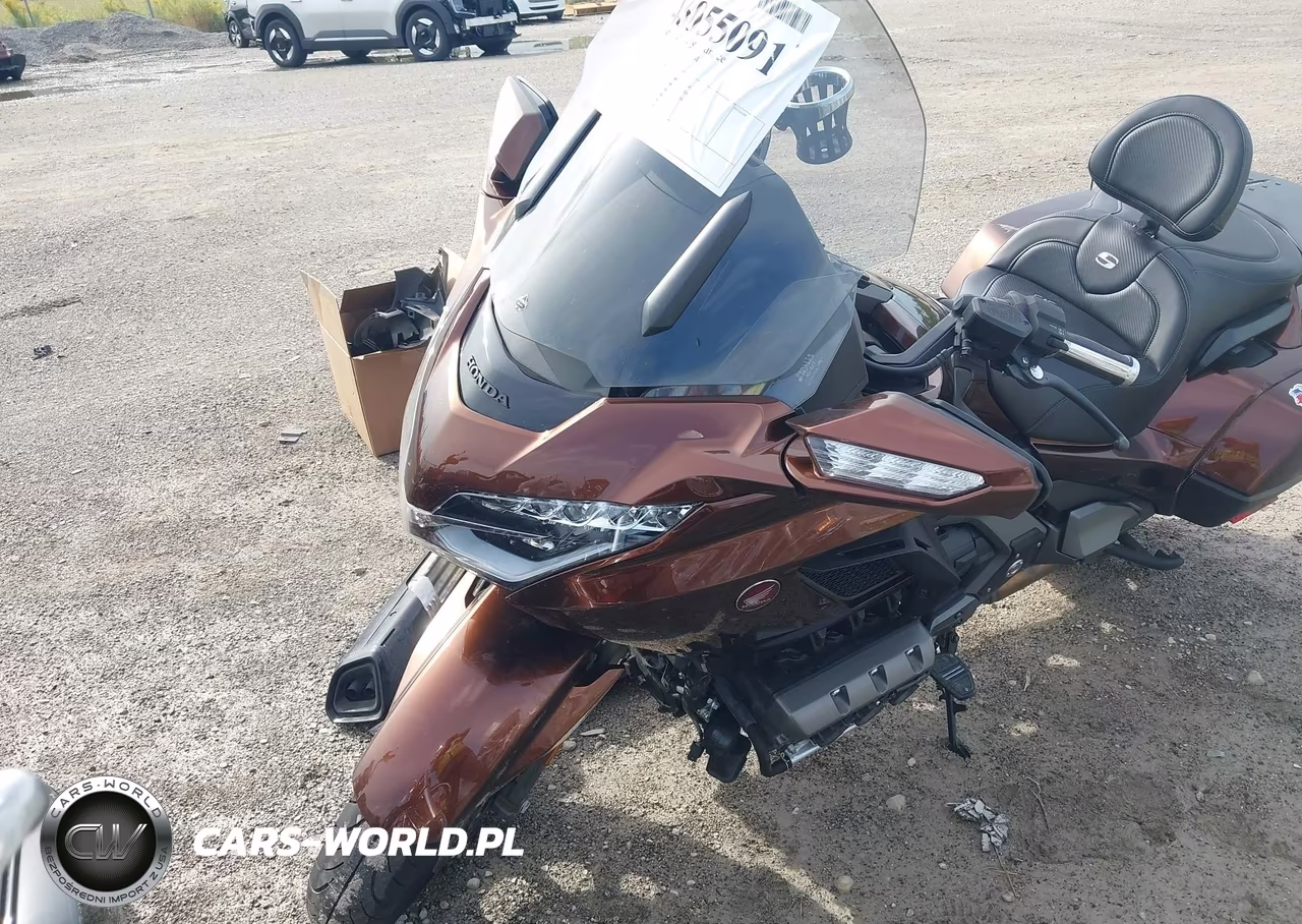 2018 Honda Gl1800 B VIN:JH2SC791XJK000931 - 2