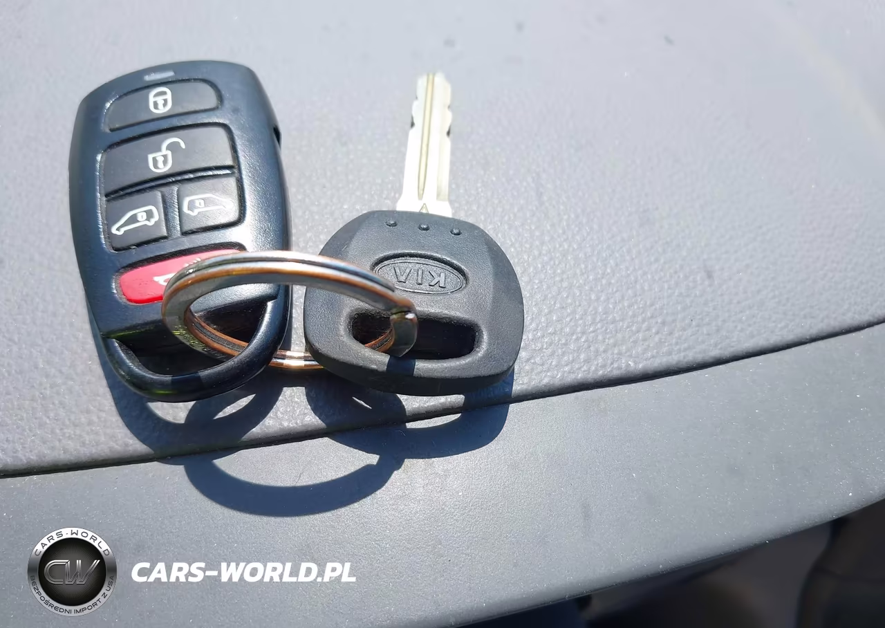 2012 Kia Sedona Lx VIN:KNDMG4C71C6429050 - 11