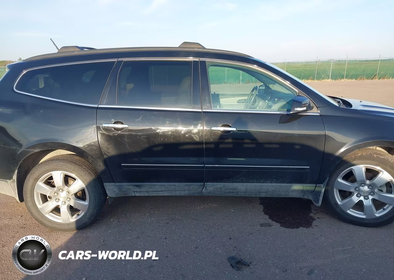 2017 Chevrolet Traverse Premier VIN:1GNKVJKD0HJ292598 - 13