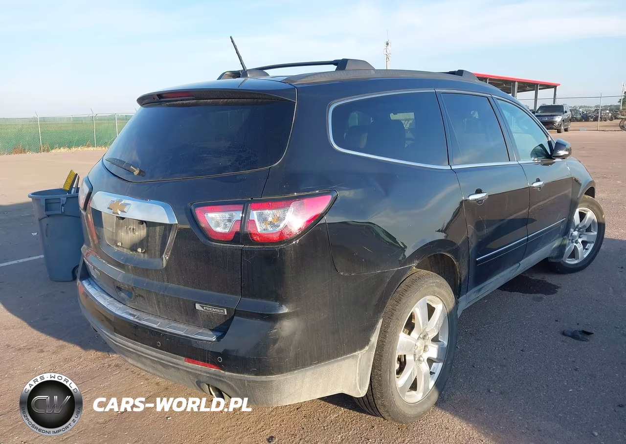 2017 Chevrolet Traverse Premier VIN:1GNKVJKD0HJ292598 - 4