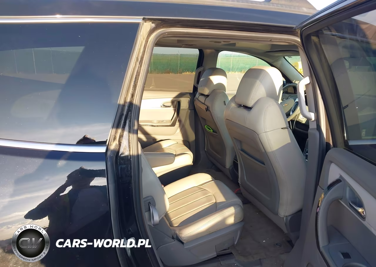 2017 Chevrolet Traverse Premier VIN:1GNKVJKD0HJ292598 - 8
