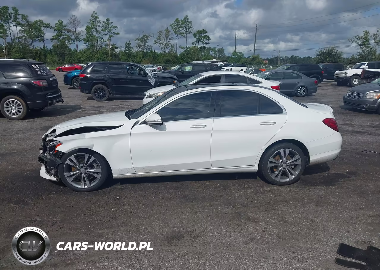 2015 Mercedes-Benz C 300 VIN:55SWF4JB3FU080693 - 14