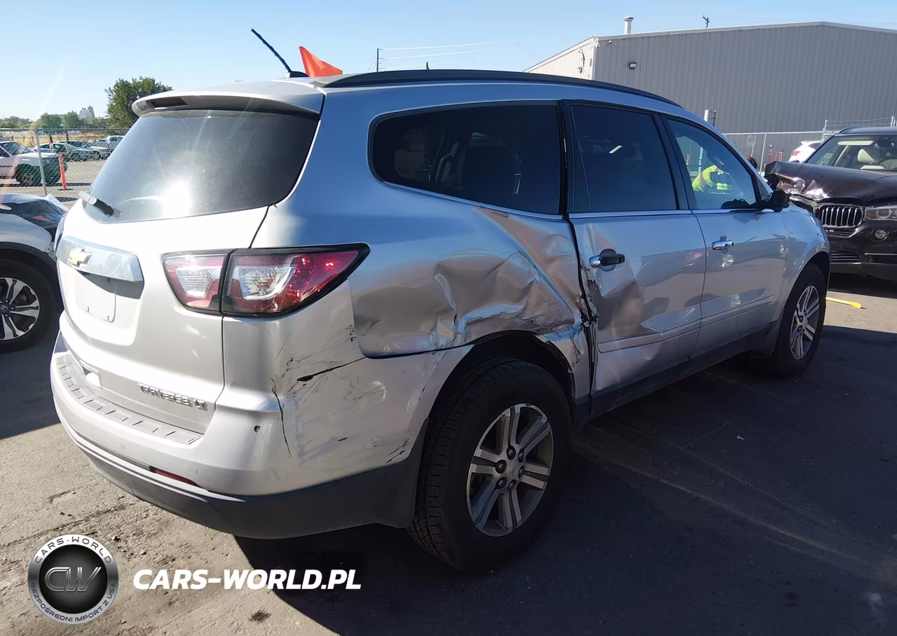 2015 Chevrolet Traverse 1Lt VIN:1GNKVGKD4FJ372101 - 4