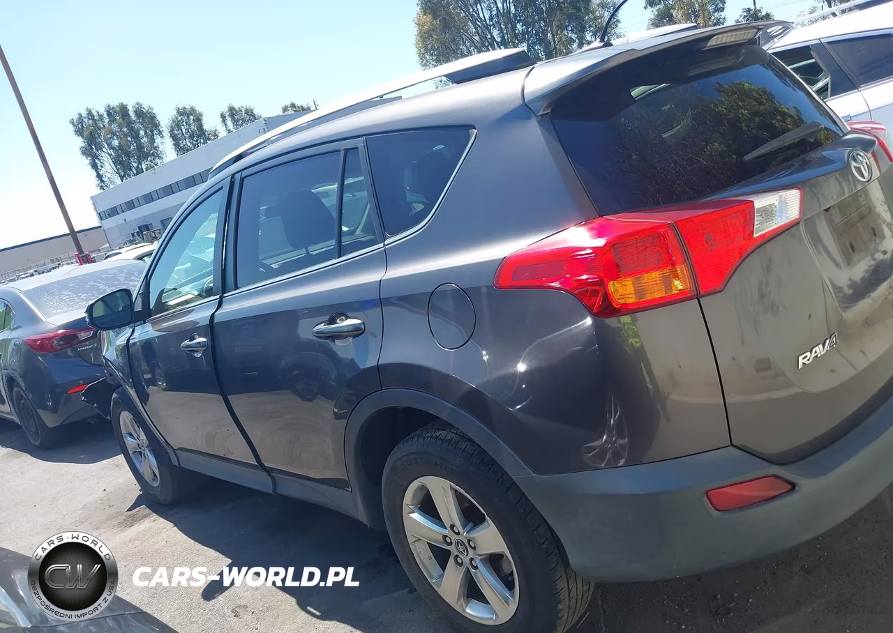 2015 Toyota Rav4 Xle VIN:2T3WFREV5FW171428 - 14