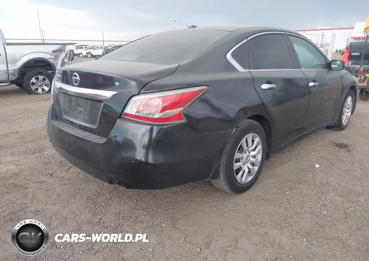2015 Nissan Altima 2.5 VIN:1N4AL3AP5FC409178 - 4