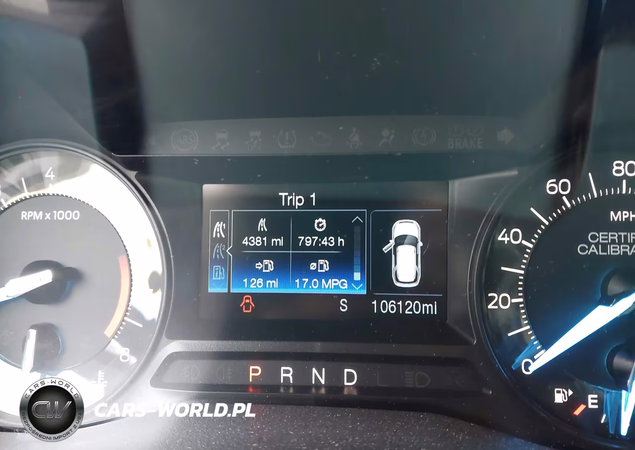 2017 Ford Utility Police Interceptor VIN:1FM5K8AR8HGB72450 - 16