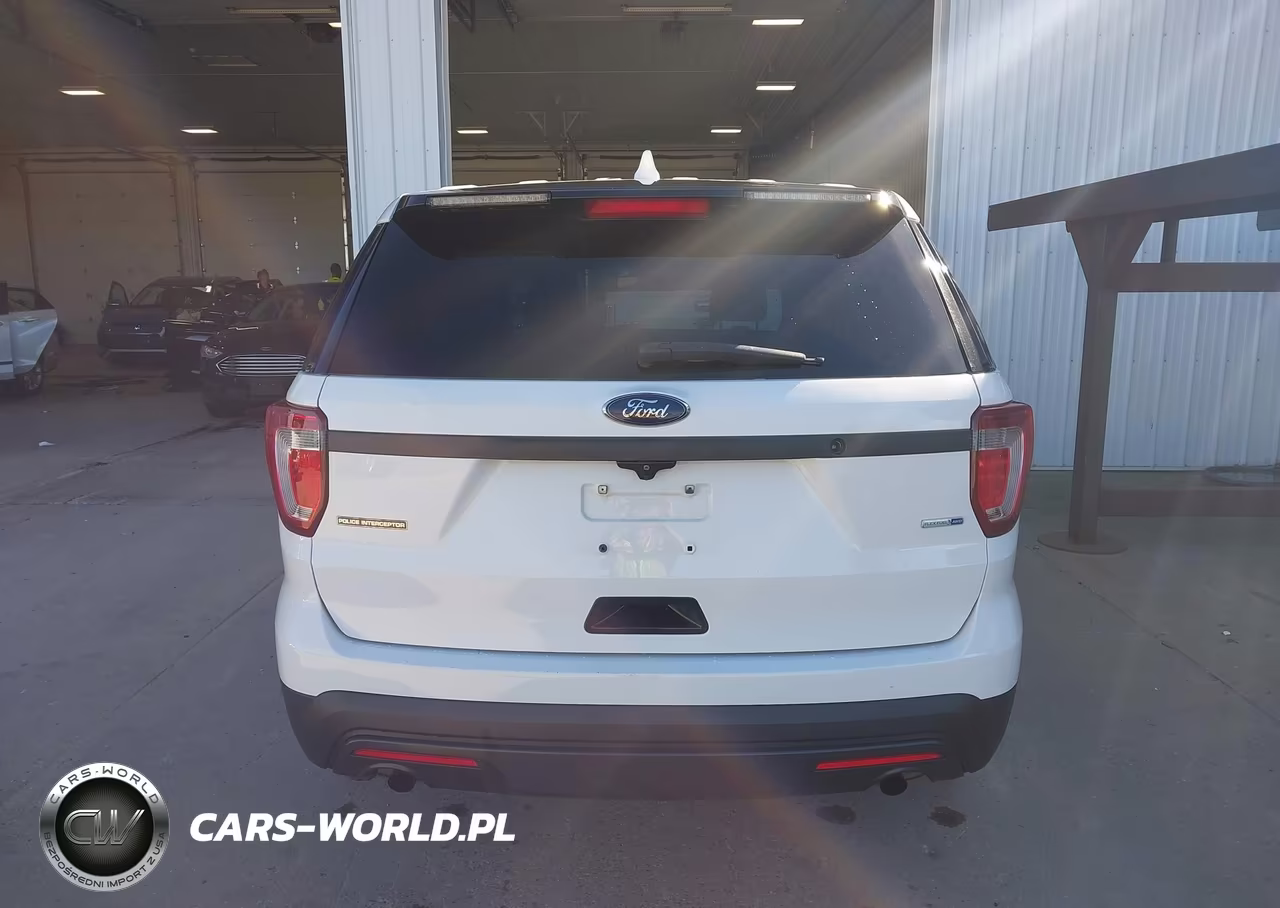 2017 Ford Utility Police Interceptor VIN:1FM5K8AR8HGB72450 - 17