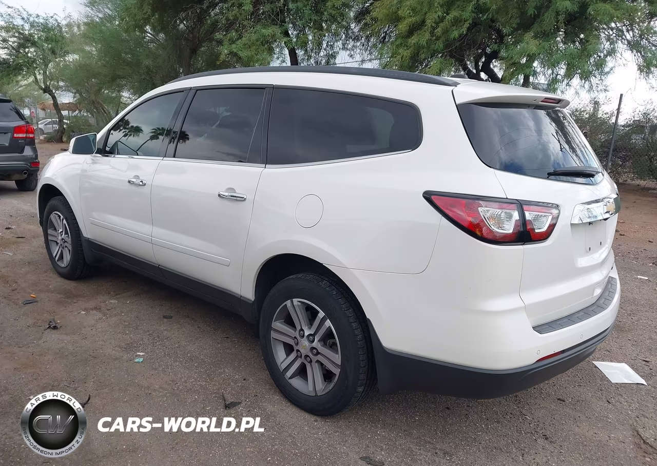 2015 Chevrolet Traverse 1Lt VIN:1GNKRGKD6FJ170817 - 3