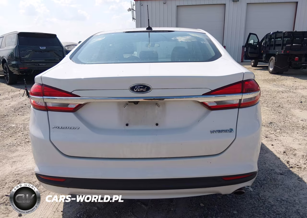2018 Ford Fusion Hybrid S VIN:3FA6P0UU0JR261641 - 16