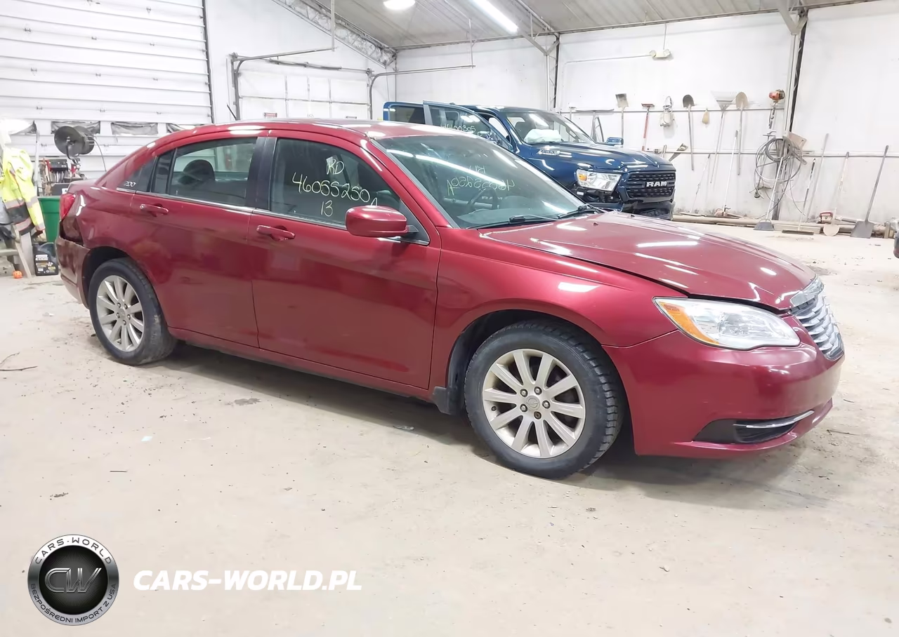 2013 Chrysler 200 Touring VIN:1C3CCBBB7DN729463 - 1