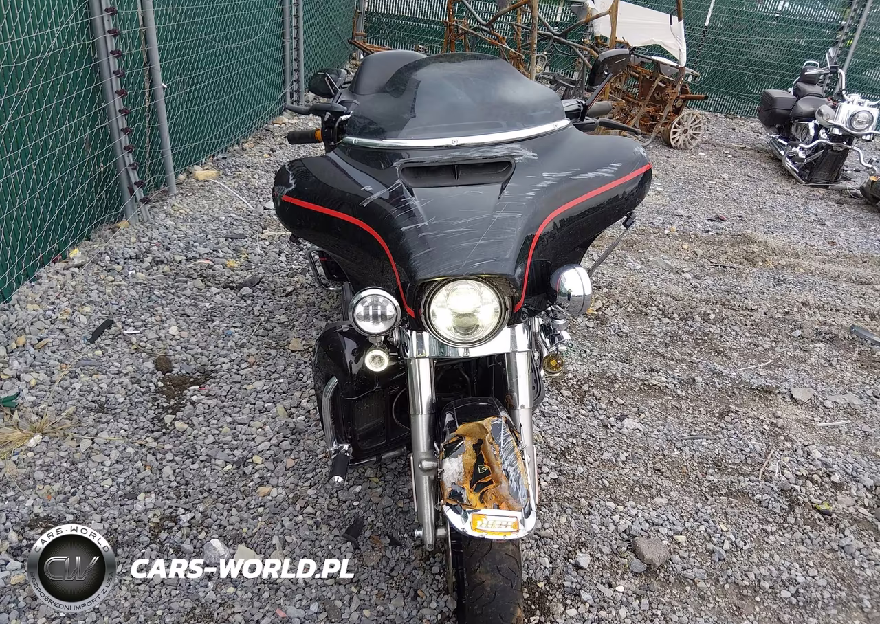 2015 Harley-Davidson Flhtk Ultra Limited VIN:1HD1KEL1XFB665886 - 5