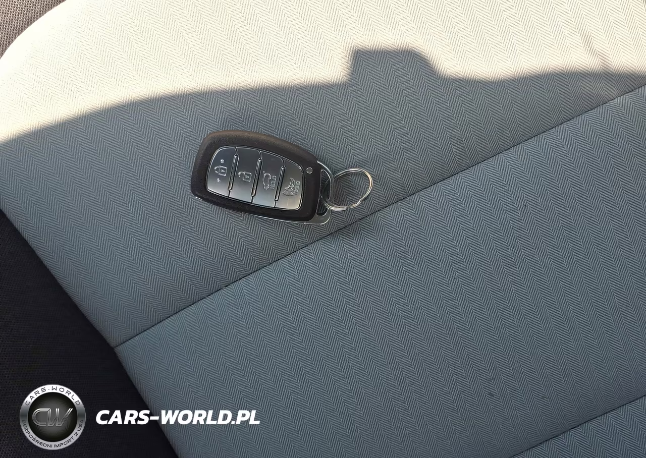 2020 Hyundai Ioniq Hybrid Blue VIN:KMHC65LC6LU218726 - 11