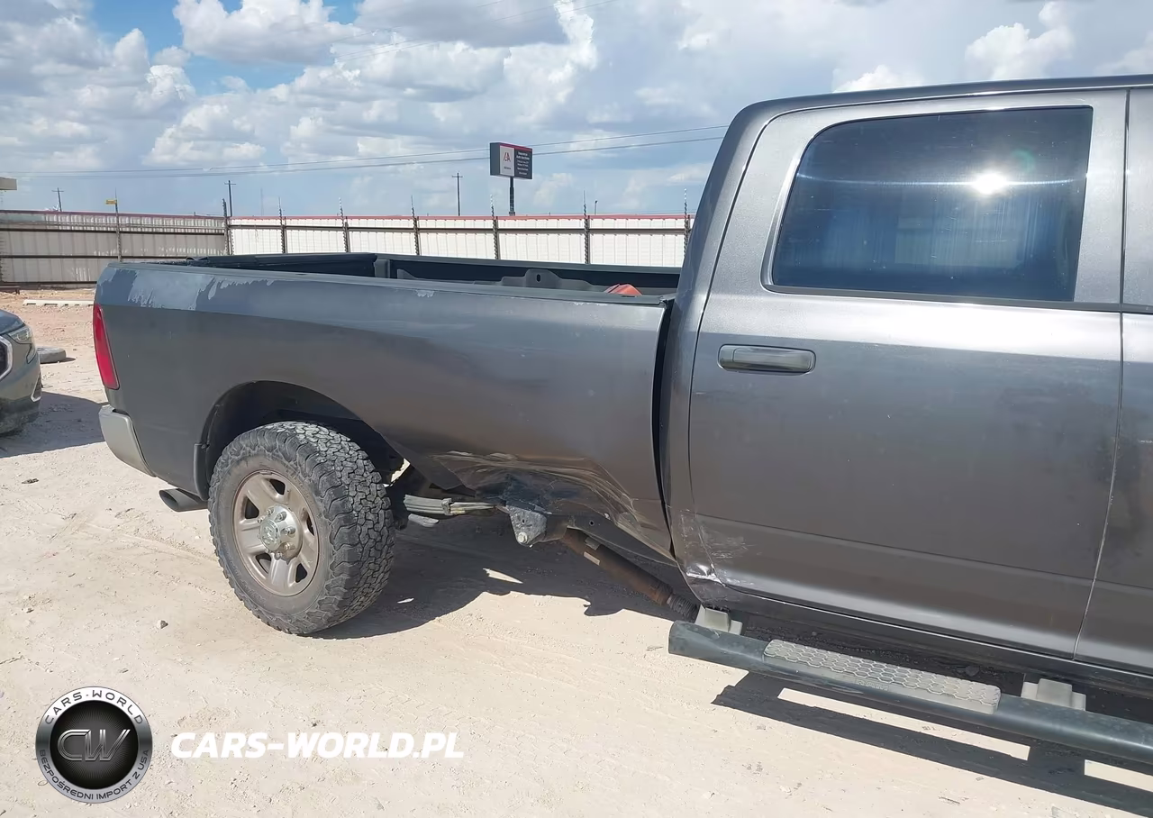 2015 Ram 3500 Tradesman VIN:3C63R3GL8FG555942 - 11