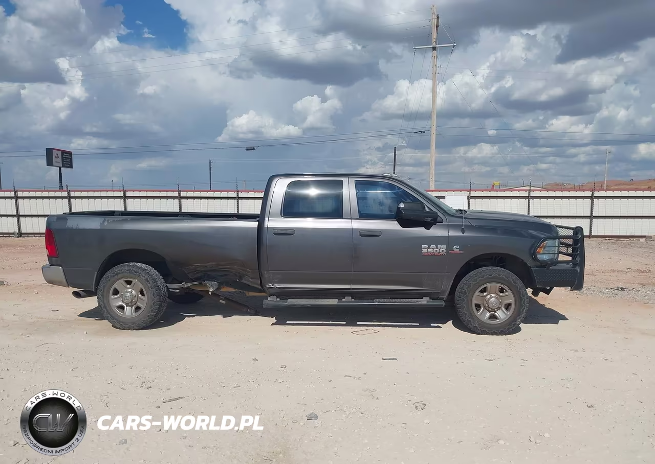 2015 Ram 3500 Tradesman VIN:3C63R3GL8FG555942 - 13