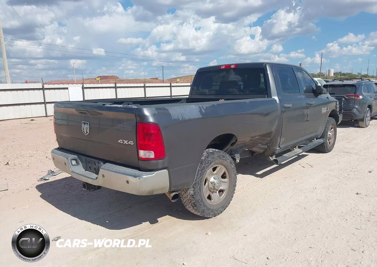 2015 Ram 3500 Tradesman VIN:3C63R3GL8FG555942 - 4