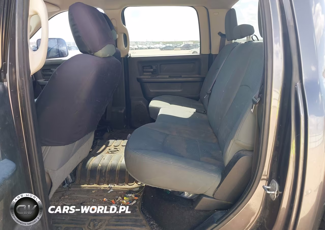 2015 Ram 3500 Tradesman VIN:3C63R3GL8FG555942 - 6