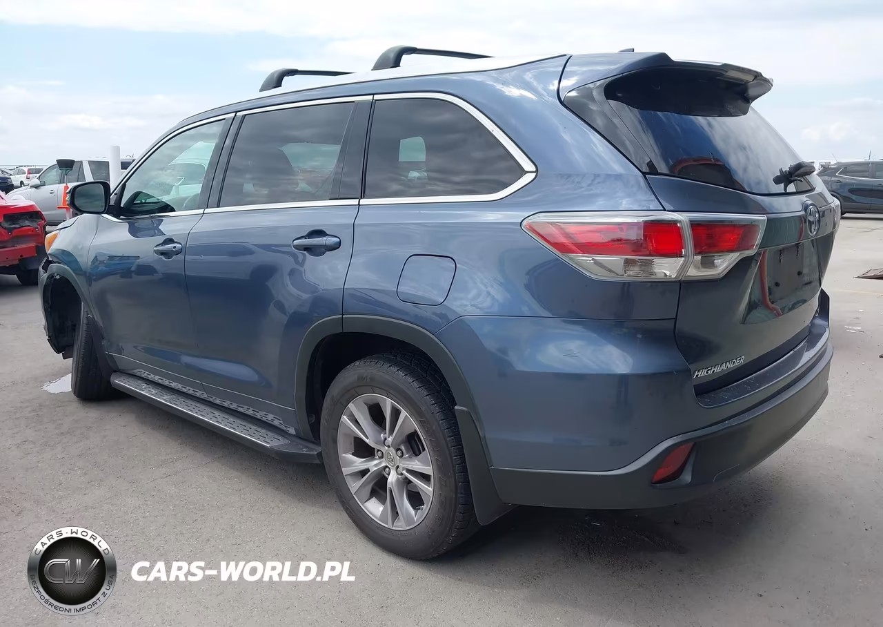 2014 Toyota Highlander Xle V6 VIN:5TDKKRFH9ES029389 - 3