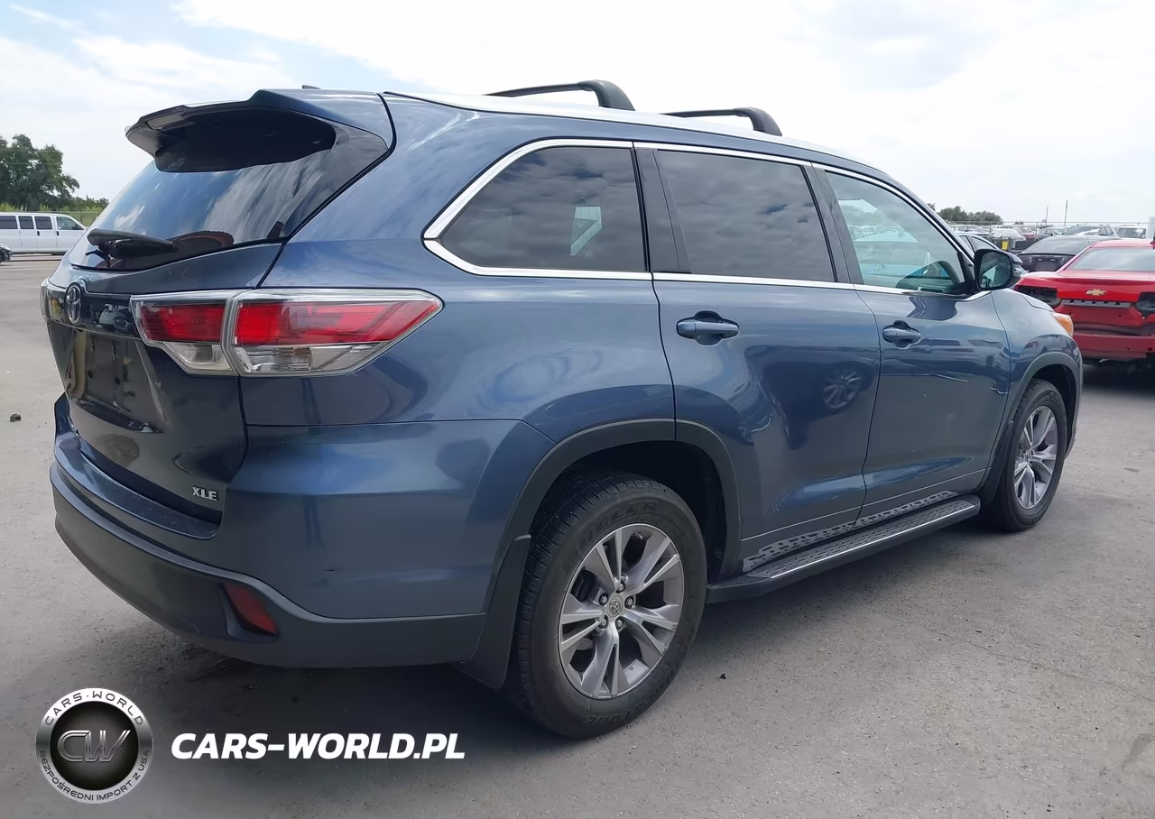 2014 Toyota Highlander Xle V6 VIN:5TDKKRFH9ES029389 - 4