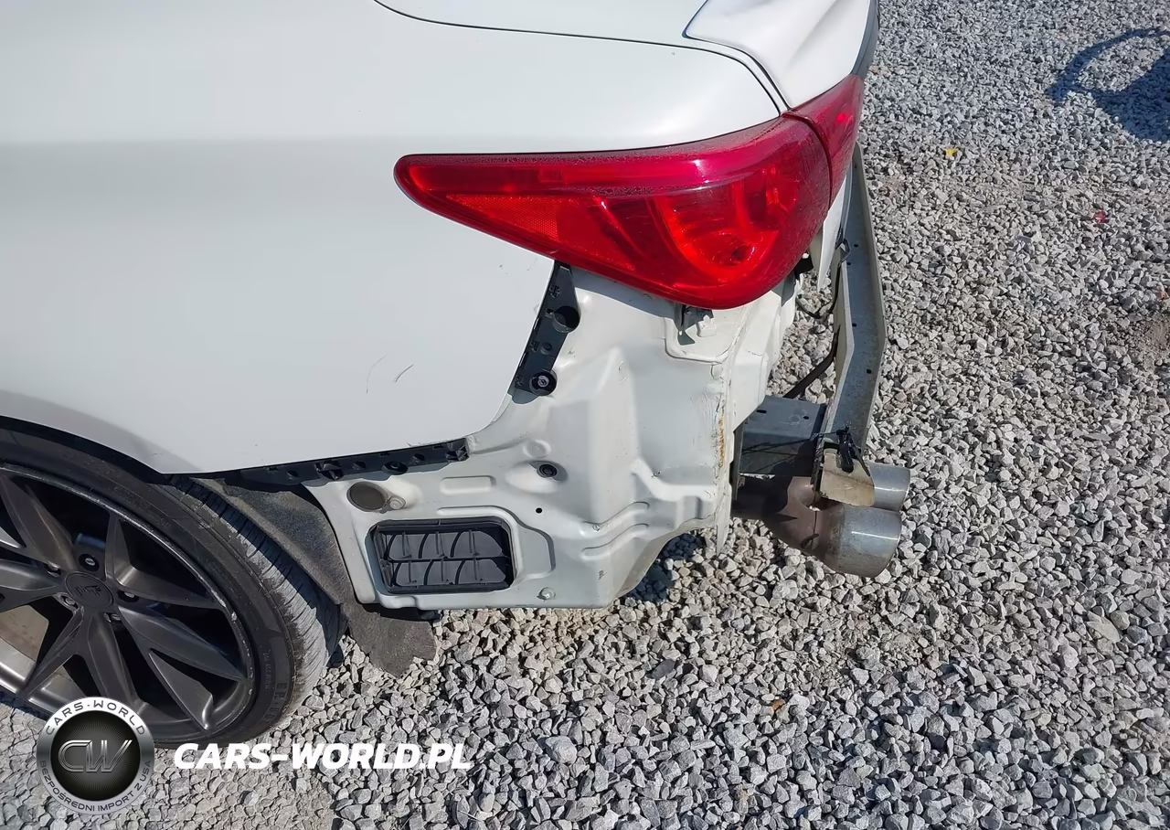 2015 Infiniti Q50 VIN:JN1BV7AP7FM358649 - 6