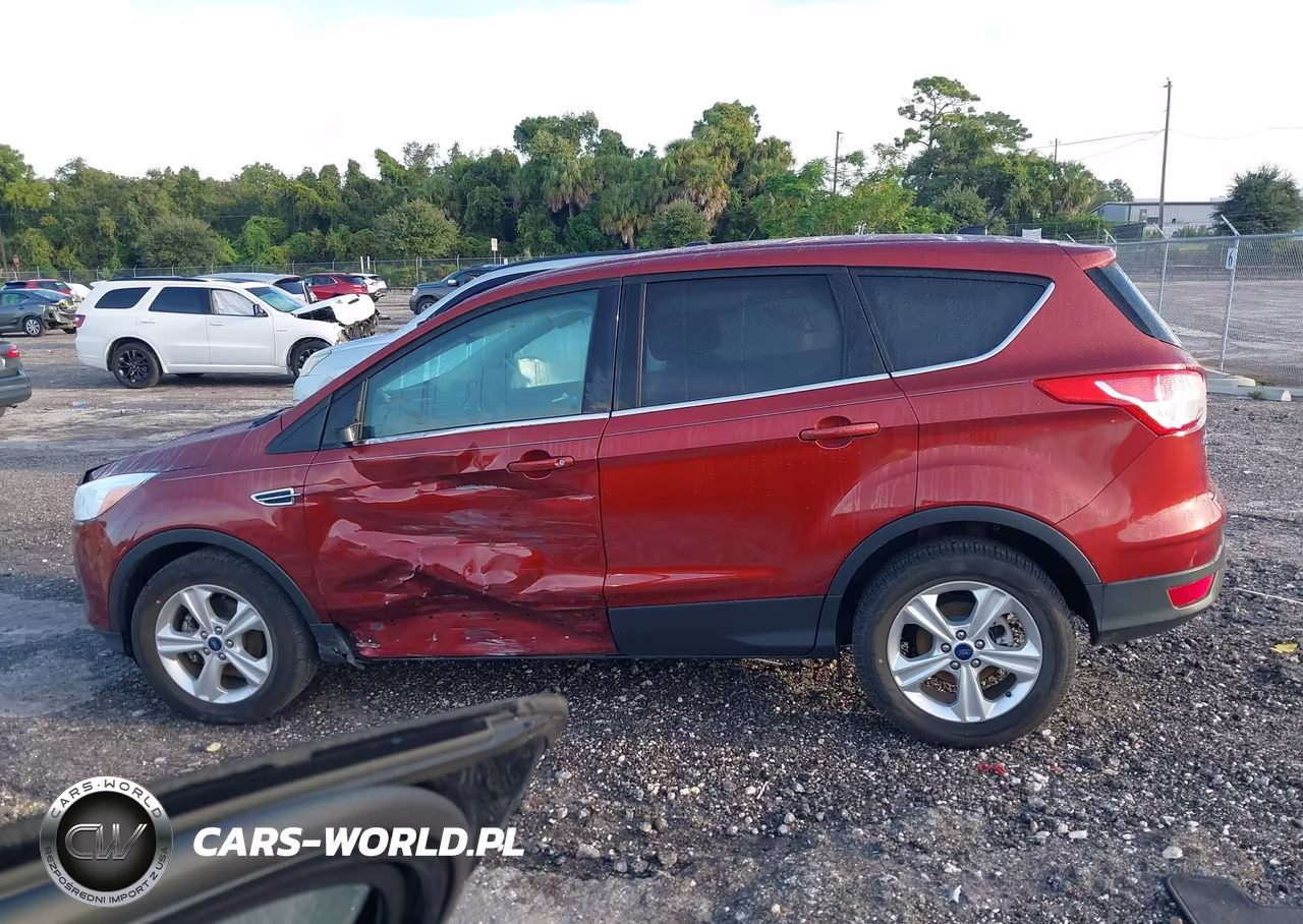 2015 Ford Escape Se VIN:1FMCU0G73FUB45938 - 14
