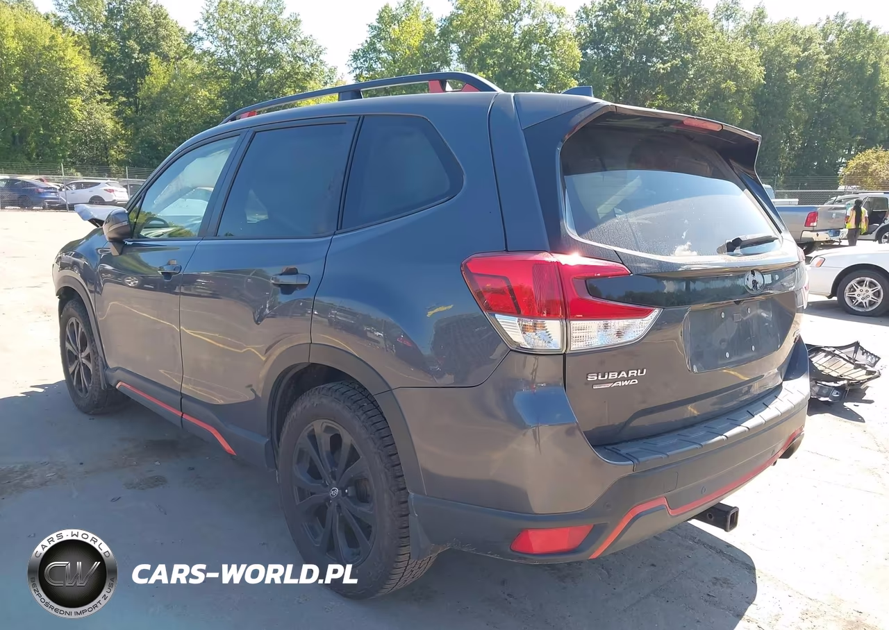 2020 Subaru Forester Sport VIN:JF2SKARC2LH435714 - 3