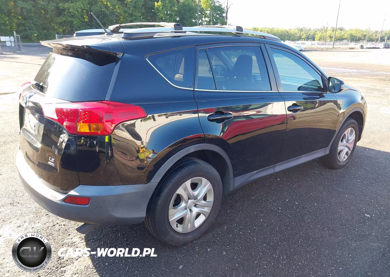 2015 Toyota Rav4 Le VIN:2T3BFREV9FW391282 - 4