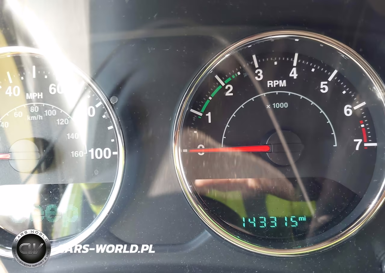 2017 Jeep Wrangler Unlimited Sport 4X4 VIN:1C4BJWDG2HL540699 - 7