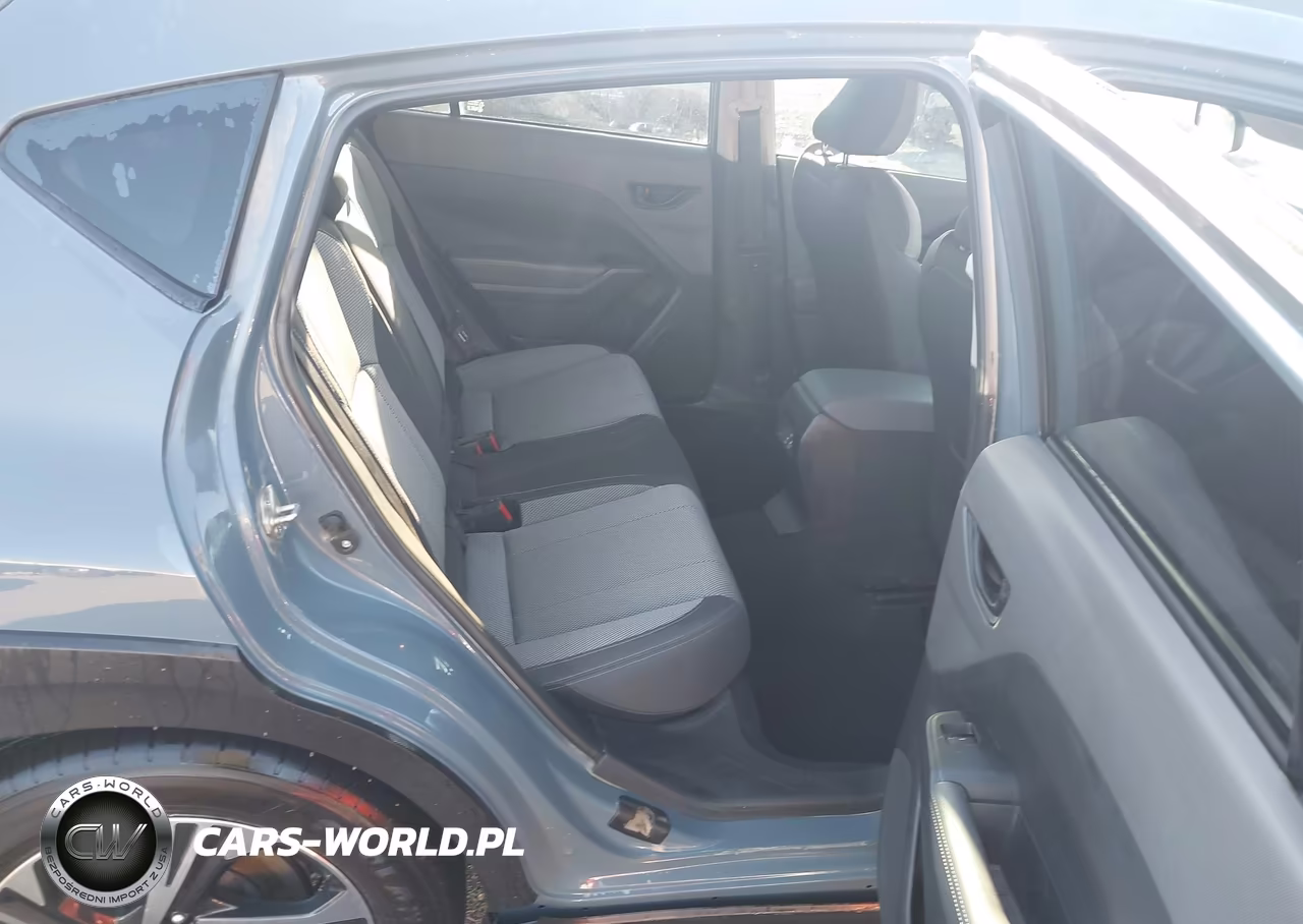 2024 Subaru Crosstrek Premium VIN:JF2GUADC0RH399182 - 8