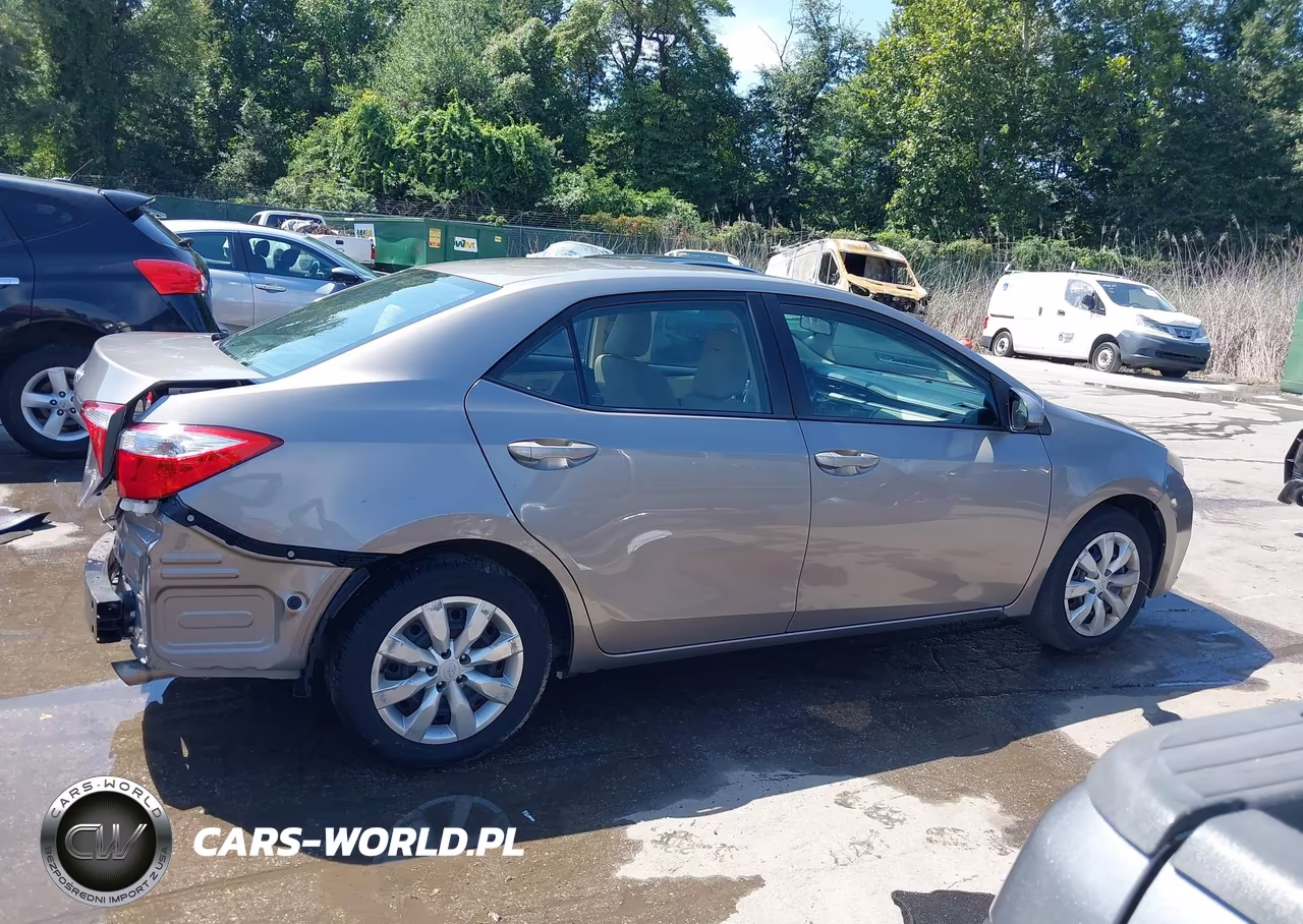 2015 Toyota Corolla Le VIN:2T1BURHE3FC376899 - 14