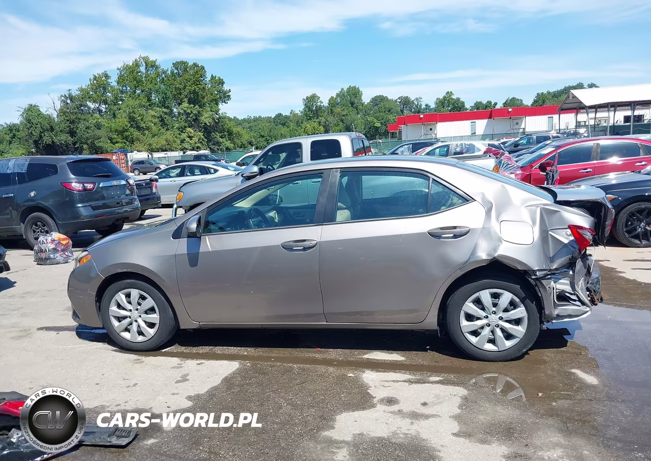 2015 Toyota Corolla Le VIN:2T1BURHE3FC376899 - 15