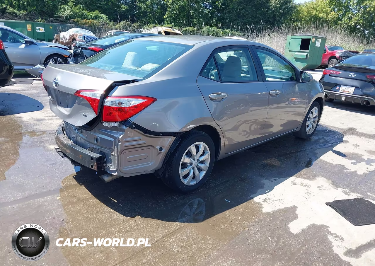2015 Toyota Corolla Le VIN:2T1BURHE3FC376899 - 4
