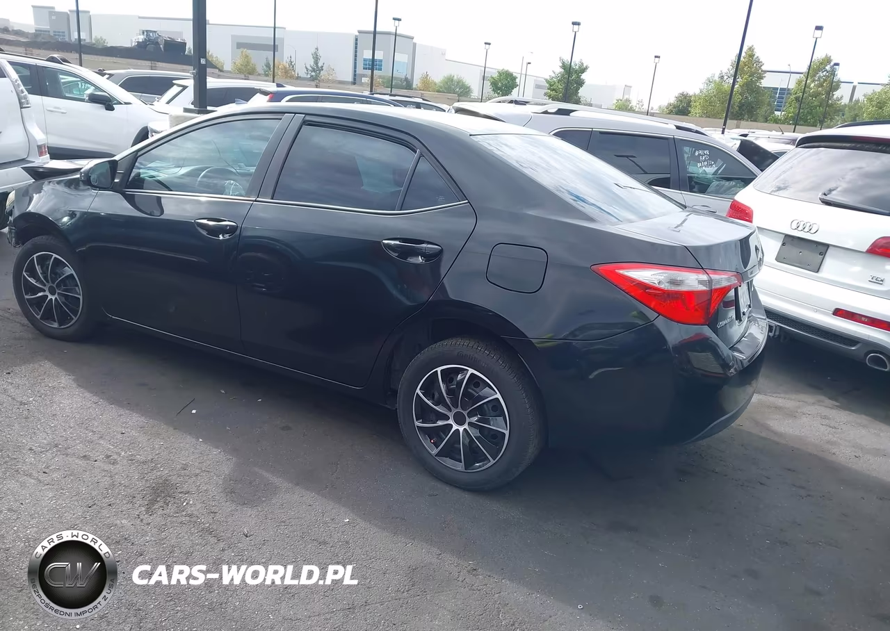 2014 Toyota Corolla Le VIN:5YFBURHE3EP160307 - 3