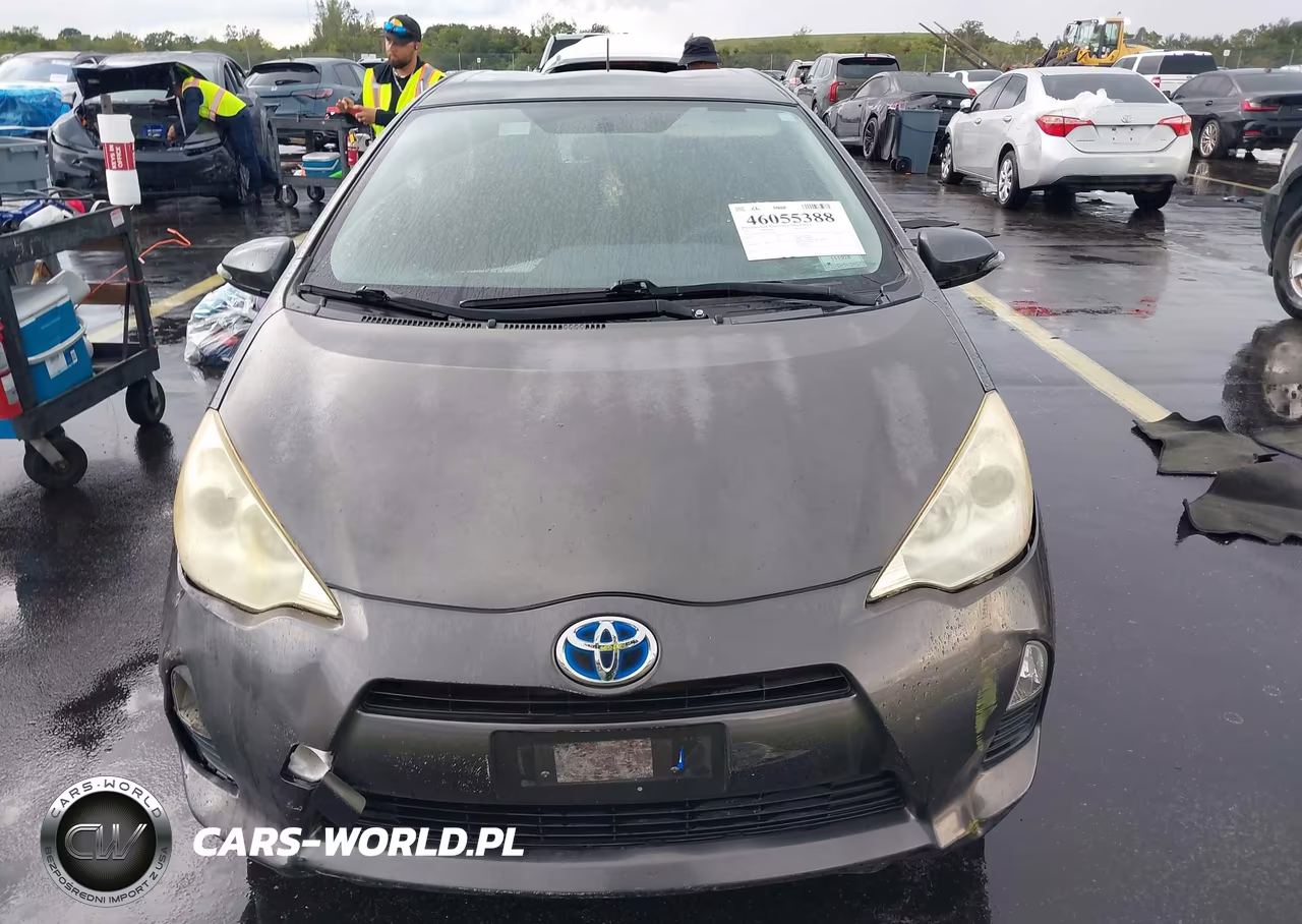 2012 Toyota Prius C Two VIN:JTDKDTB3XC1501062 - 12